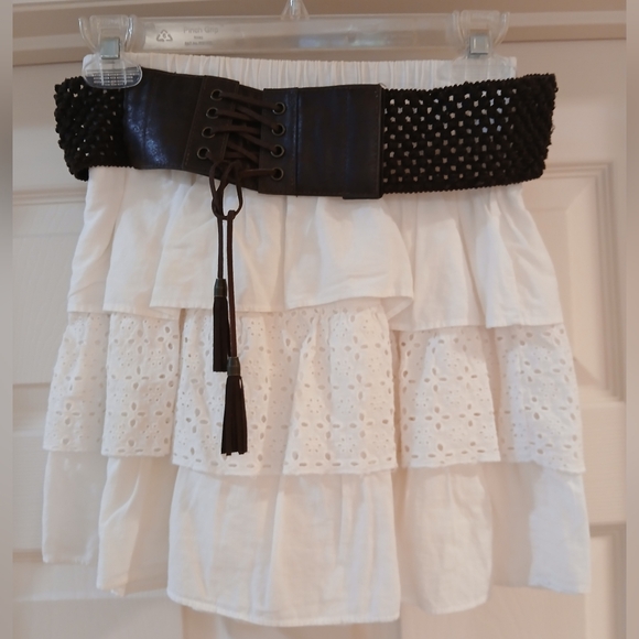 Boho Rue 21, White eyelet Skirt with Belt Size L Jrs Gently used y2k - Picture 1 of 7